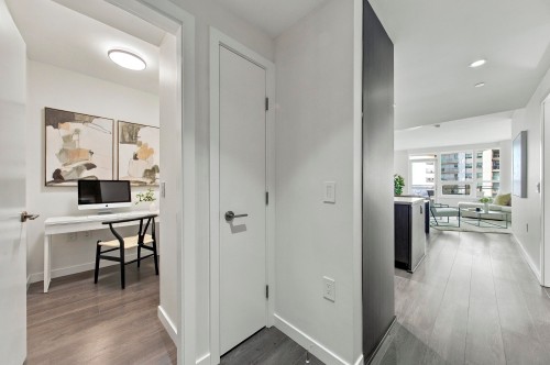 907-112 13Th Street E, North Vancouver, BC 