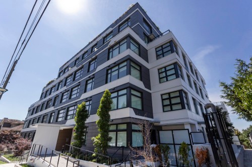 405-3264 Vanness Avenue  Vancouver, BC V5R 4V3