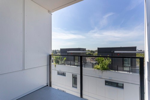 405-3264 Vanness Avenue, Vancouver, BC 