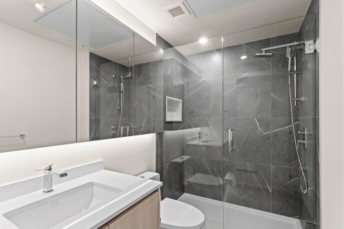 410-3264 Vanness Avenue, Vancouver, BC 