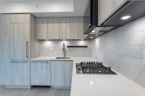 410-3264 Vanness Avenue, Vancouver, BC 