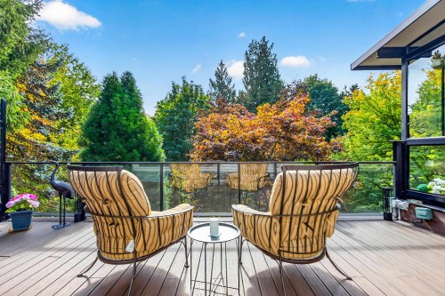 647 Thurston Close, Port Moody, BC 