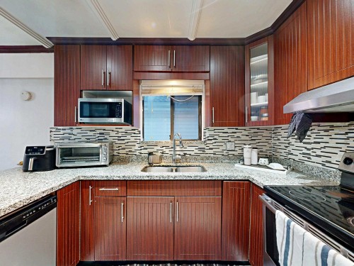 7882 Windsor Street, Vancouver, BC 