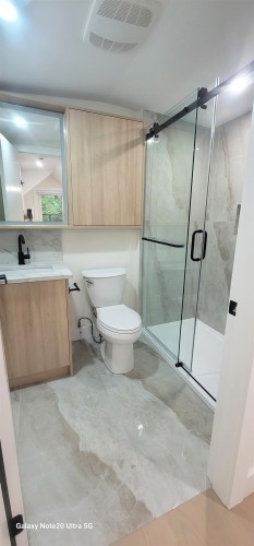 1-2741 Grant Street, Vancouver, BC 
