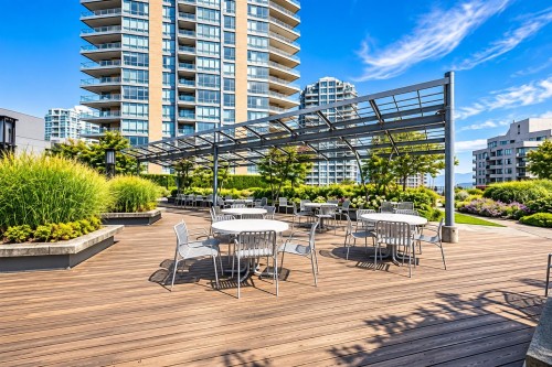 210-4808 Hazel Street, Burnaby, BC 