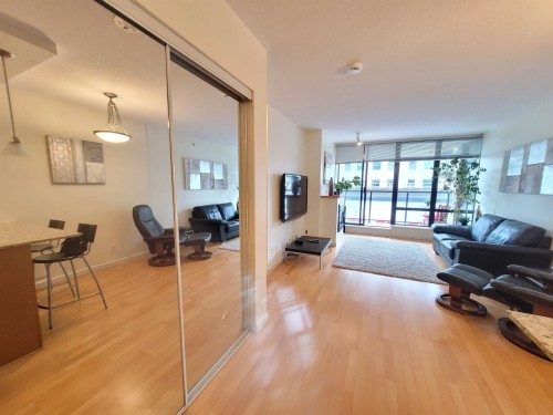 408-610 Victoria Street, New Westminster, BC 