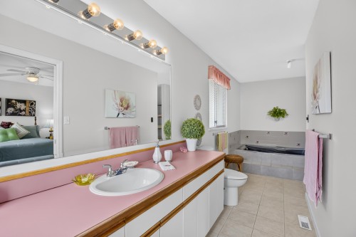 12398 233 Street, Maple Ridge, BC 