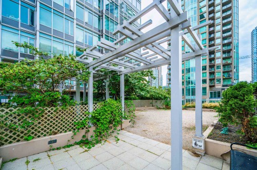 1408-888 Homer Street, Vancouver, BC 