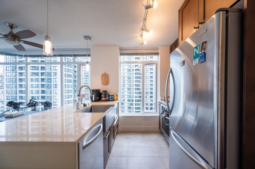 1408-888 Homer Street, Vancouver, BC 