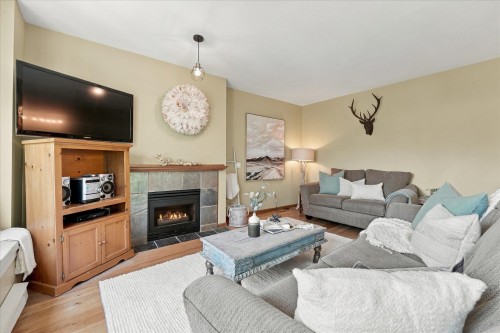 103-3300 Ptarmigan Place, Whistler, BC 