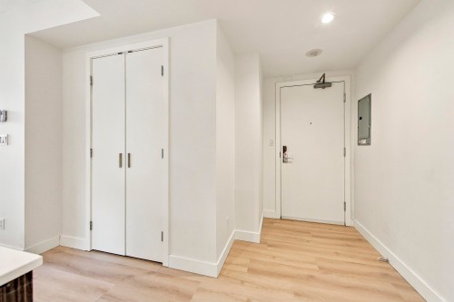 301-1308 Hornby Street, Vancouver, BC 