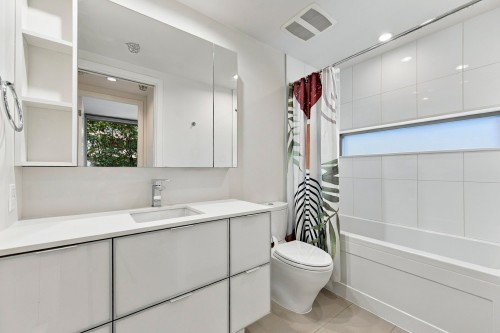 301-1308 Hornby Street, Vancouver, BC 