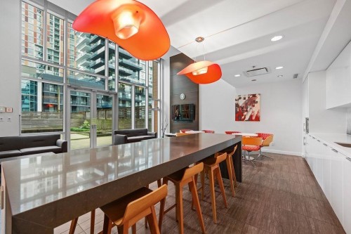301-1308 Hornby Street, Vancouver, BC 