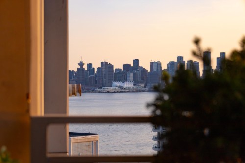 1505-155 1St Street W, North Vancouver, BC 