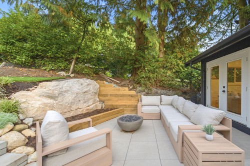 4646 Cove Cliff Road, North Vancouver, BC 
