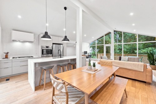 4646 Cove Cliff Road, North Vancouver, BC 