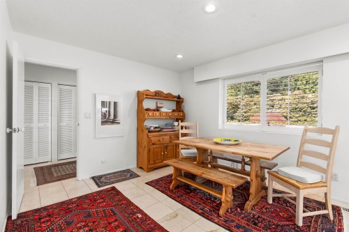 4211 Rockridge Crescent, West Vancouver, BC 