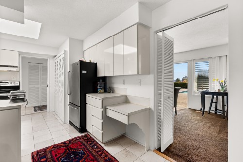 4211 Rockridge Crescent, West Vancouver, BC 