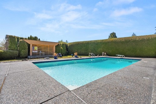 4211 Rockridge Crescent, West Vancouver, BC 
