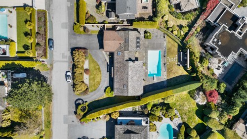 4211 Rockridge Crescent, West Vancouver, BC 