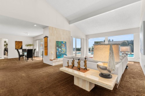 4211 Rockridge Crescent, West Vancouver, BC 