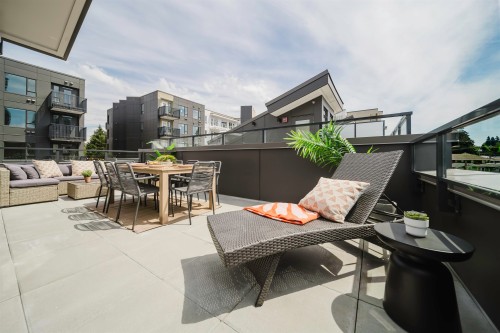 306-595 Kemsley Avenue, Coquitlam, BC 