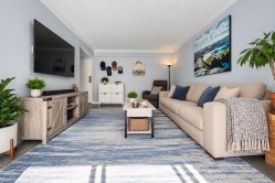 803-1270 Robson Street Vancouver, BC V6E 3Z6