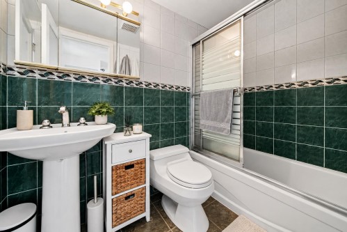 803-1270 Robson Street, Vancouver, BC 