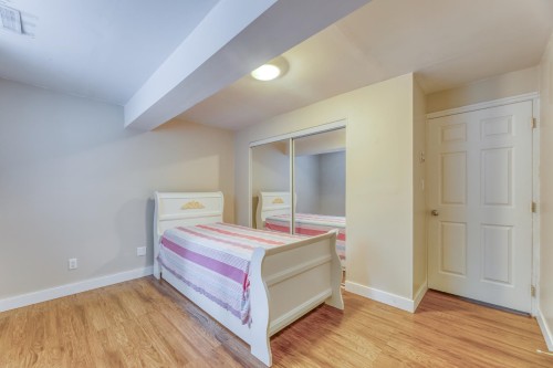 2015 Parkway Boulevard, Coquitlam, BC 