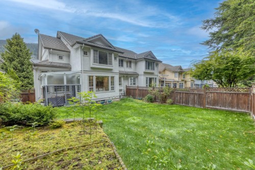 2015 Parkway Boulevard, Coquitlam, BC 