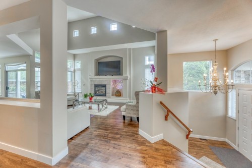 2015 Parkway Boulevard, Coquitlam, BC 