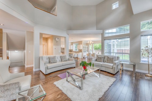 2015 Parkway Boulevard, Coquitlam, BC 
