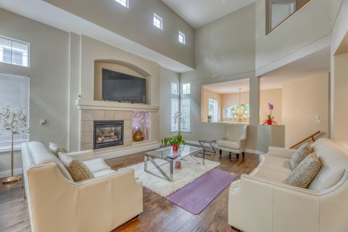 2015 Parkway Boulevard, Coquitlam, BC 
