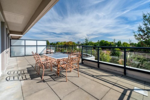 419-8480 Granville Avenue, Richmond, BC 