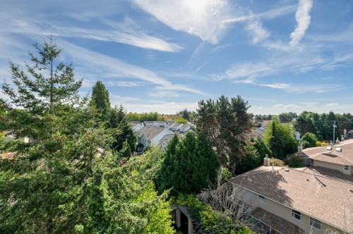 419-8480 Granville Avenue, Richmond, BC 
