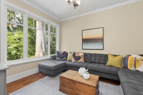 3815 Sunnycrest Drive, North Vancouver, BC 
