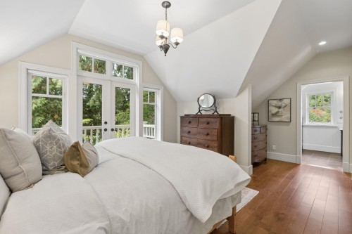 3815 Sunnycrest Drive, North Vancouver, BC 