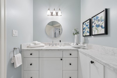 3815 Sunnycrest Drive, North Vancouver, BC 