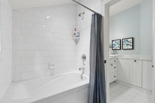3815 Sunnycrest Drive, North Vancouver, BC 
