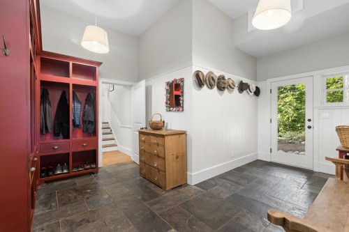 3815 Sunnycrest Drive, North Vancouver, BC 