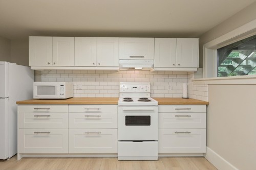 3815 Sunnycrest Drive, North Vancouver, BC 