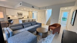 114-423 6th Street West Vancouver, BC V7T 0A1