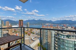3505-688 Abbott Street Vancouver, BC V6B 0B9
