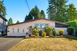 466 55 Street Tsawwassen, BC V4M 3J7