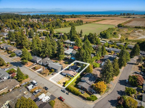 466 55 Street, Tsawwassen, BC 