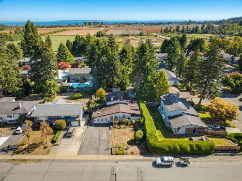 466 55 Street, Tsawwassen, BC 