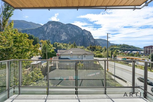 402-1500 Scott Crescent, Squamish, BC 