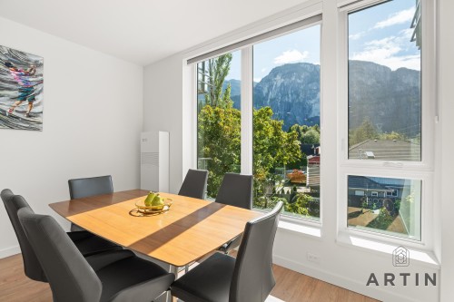 402-1500 Scott Crescent, Squamish, BC 