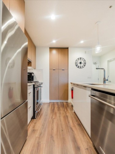 406-108 8Th Street E, North Vancouver, BC 