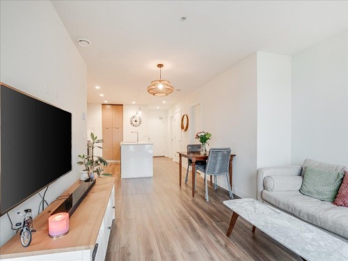 406-108 8Th Street E, North Vancouver, BC 